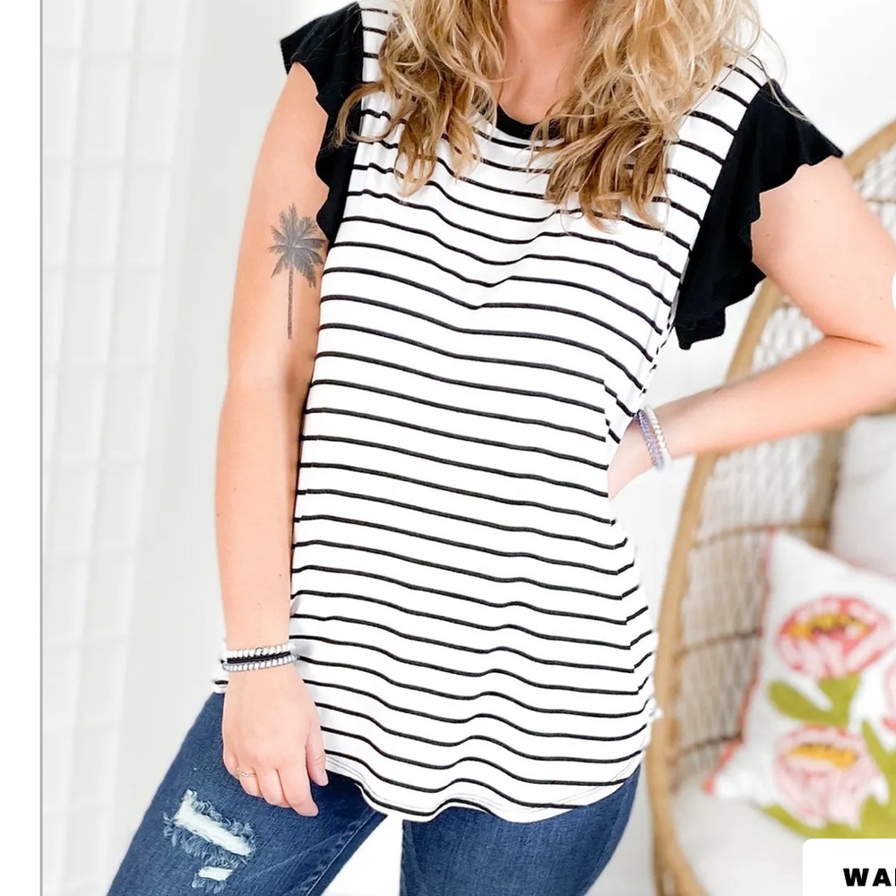 Styled Grit Boutique Bom Bom Black & White Stripe Ruffle Sleeve Top Size XL